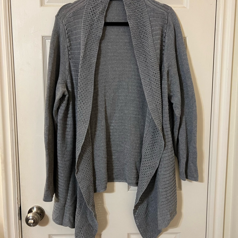 Daisy Fuentes Charcoal Open Front Cardigan